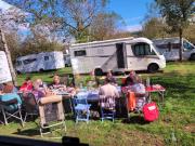 Repas-sous-les-noyers